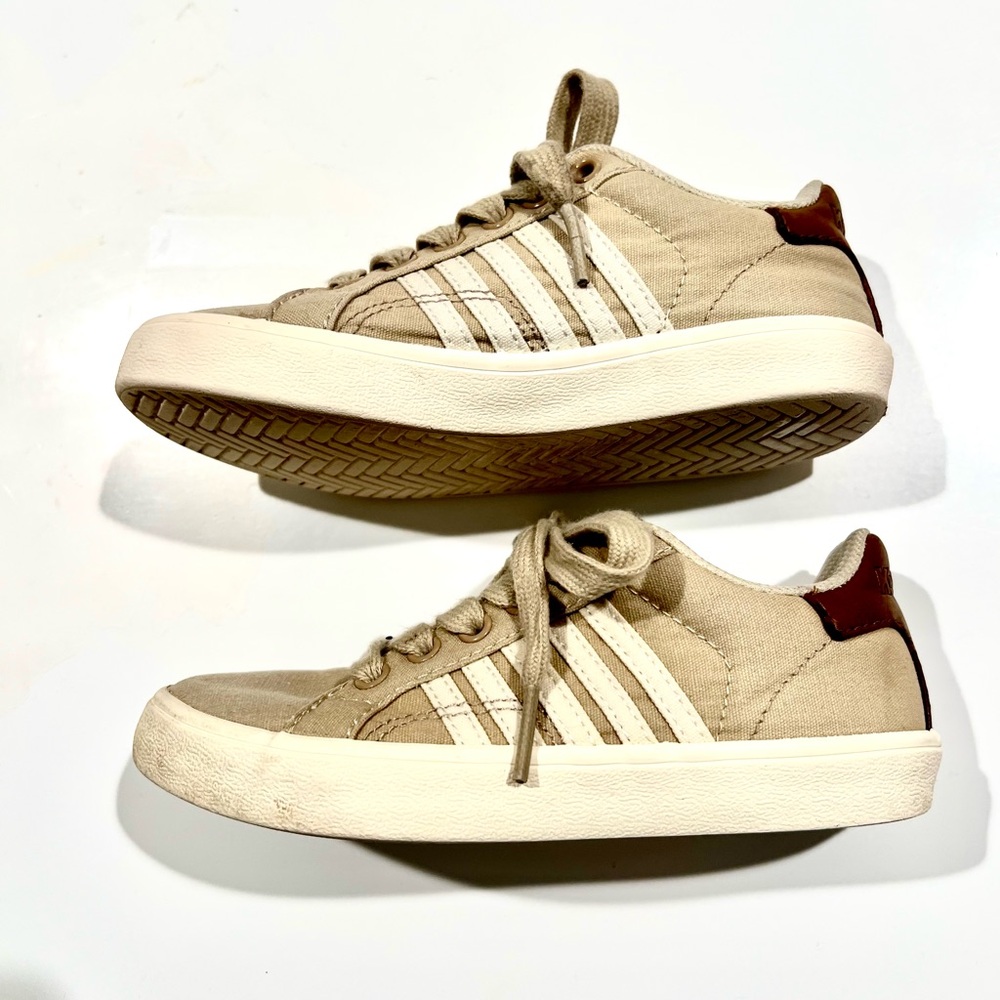 K-Swiss kid Beige Canvas Casual Sneakers size 11.5